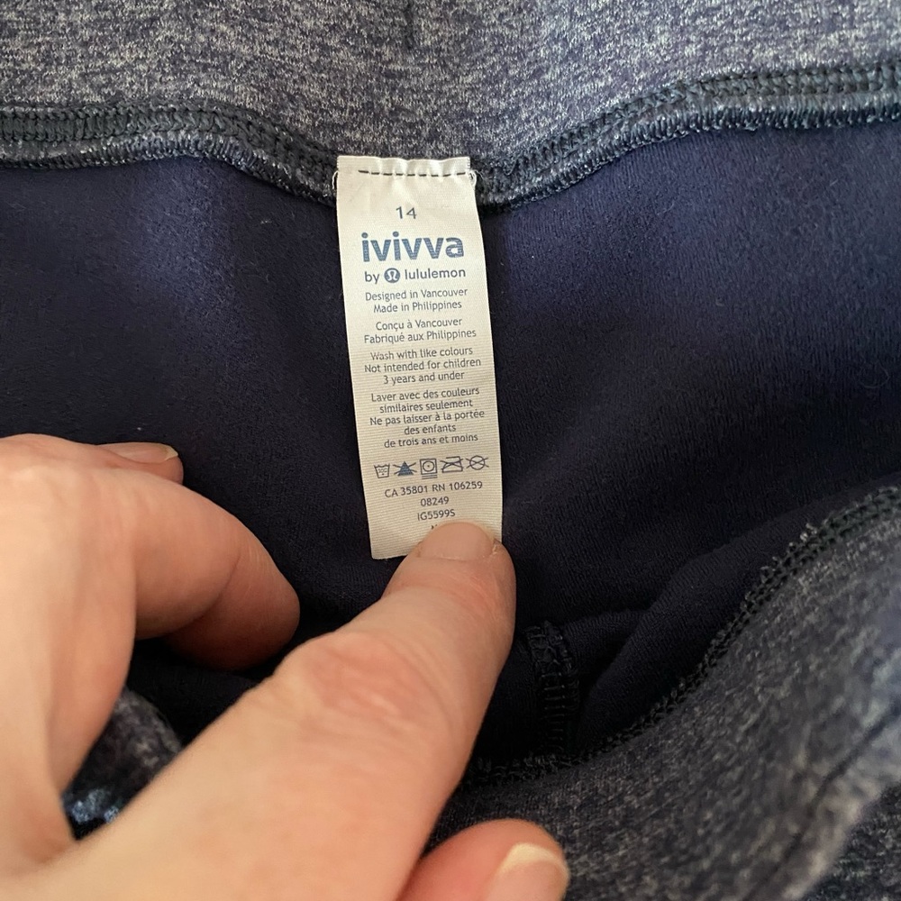 Ivivva by Lululemon joggers - Picture 6 of 9